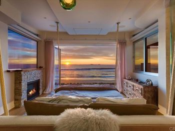 3709 Ocean Front Walk