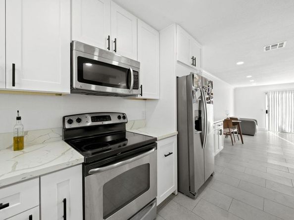 9210 Kenwood Drive J, Spring Valley CA 91977