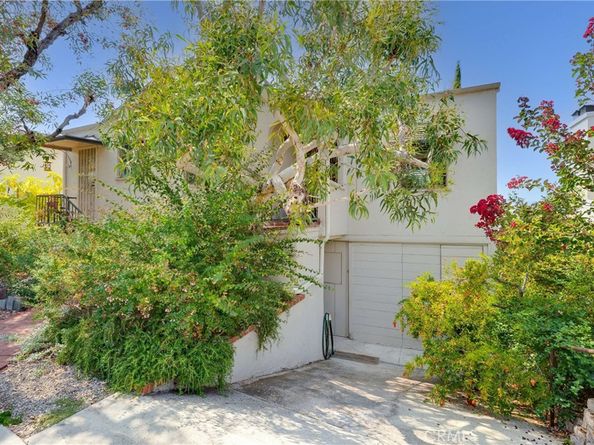 3919 Scandia Way, Los Angeles CA 90065