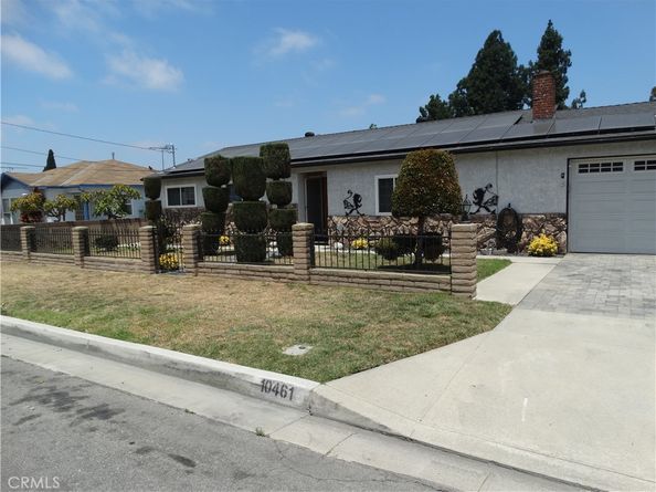 10461 Beach, Bellflower CA 90706