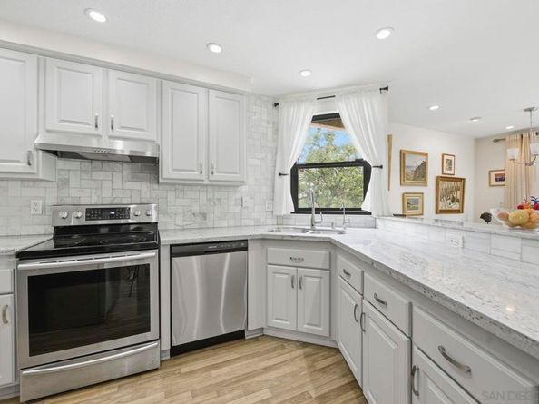 2742 Ariane Drive 153, San Diego CA 92117