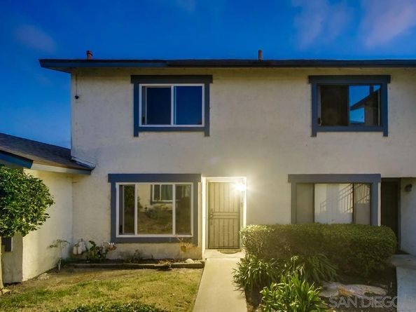 3433 Los Mochis Way, Oceanside CA 92056