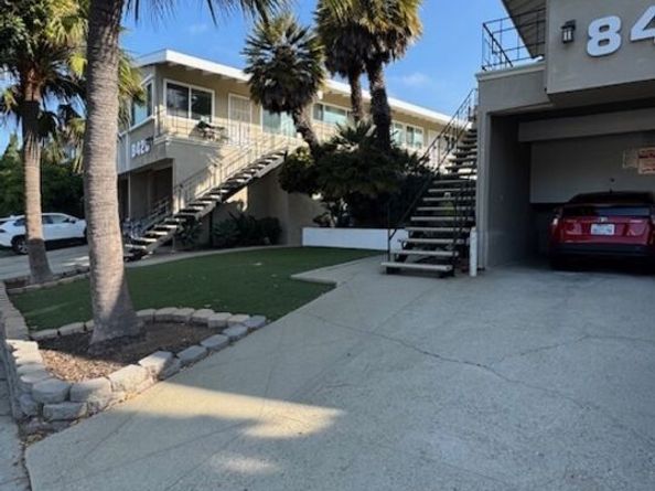 8420 Gulana Avenue, Playa Del Rey CA 90293