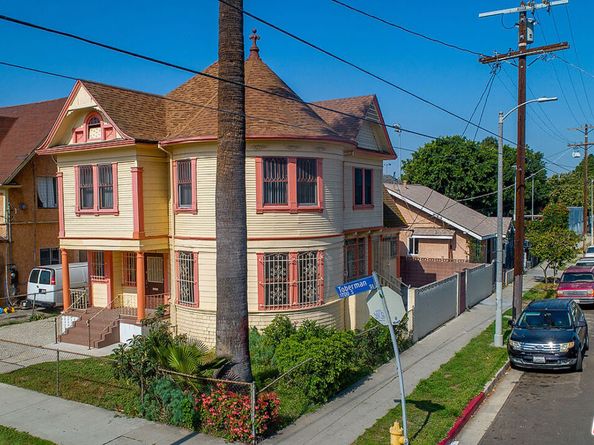 1703 Toberman Street, Los Angeles CA 90015