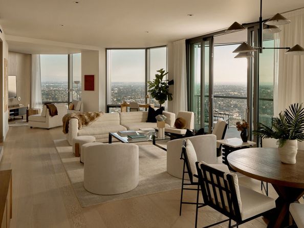 211 W Elm Court 29C, Los Angeles CA 90067