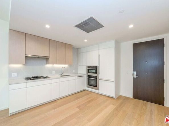 877 Francisco Street 708, Los Angeles CA 90017