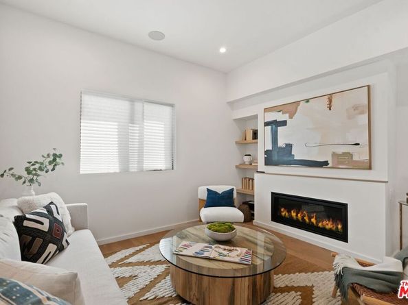 3811 S Verona Court, Los Angeles CA 90066