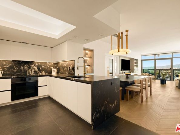 13700 Marina Pointe Drive 1011, Marina Del Rey CA 90292