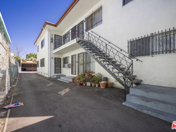 1204 S Hobart Boulevard, Los Angeles CA 90006