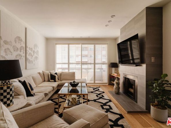 1509 Greenfield Avenue 201, Los Angeles CA 90025