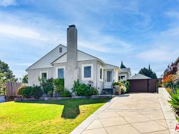 5910 W 77th Place