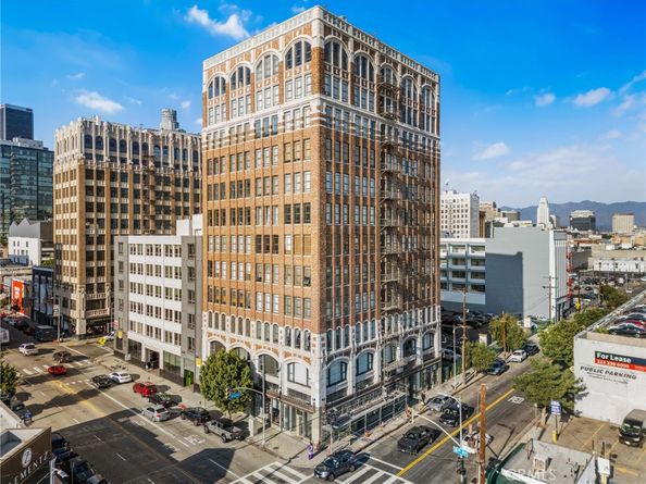 315 E 8th 401, Los Angeles CA 90014