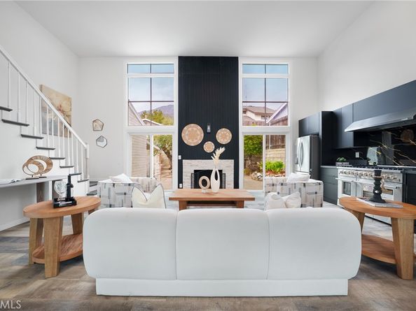 2423 Rockdell, La Crescenta CA 91214