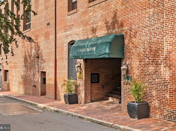 3225 Grace Street NW P42, Washington DC 20007