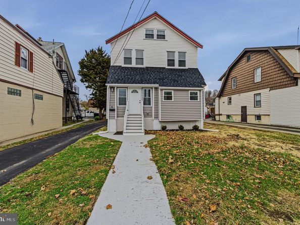 4 N Chester Pike, Glenolden PA 19036