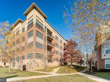 9523 Bastille Street