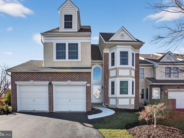 201 Victoria Court, Ambler PA 19002