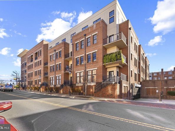 181 E Reed Avenue 411, Alexandria VA 22305