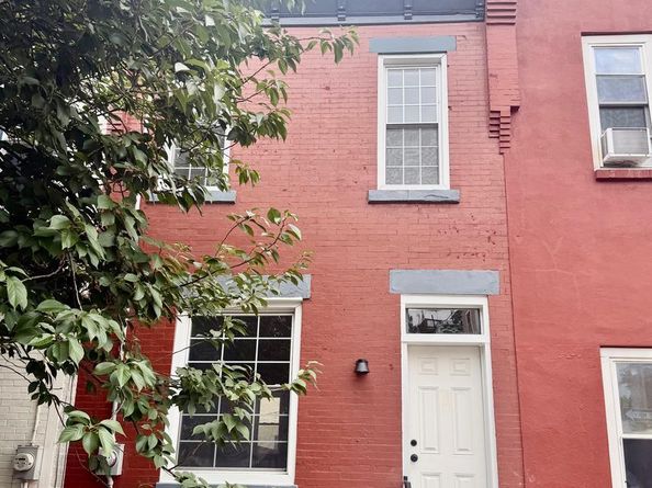 912 N 30TH Street, Philadelphia PA 19130