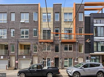 844 N 15TH Street