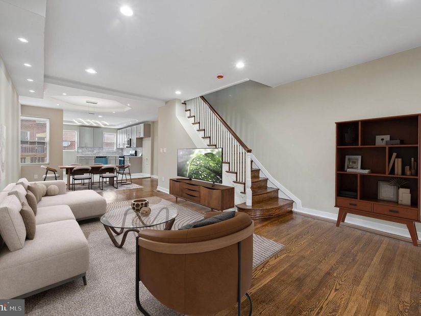 6221 Gardenia Street, Philadelphia PA 19144