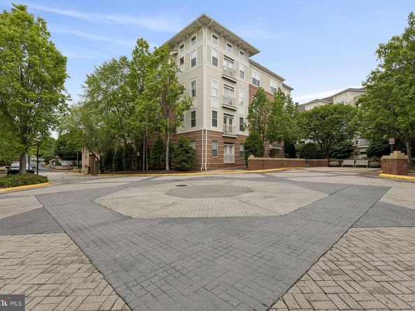 9480 Virginia Center Boulevard 211, Vienna VA 22181