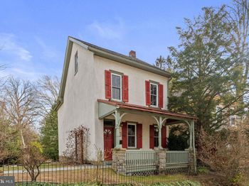 212 E Benezet Street