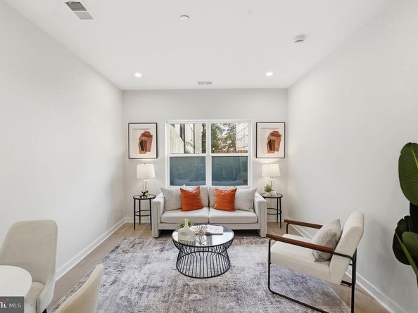 2606 41st Street NW T2, Washington DC 20007