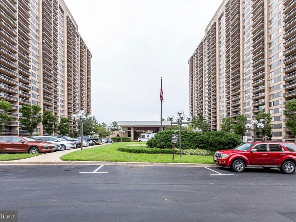 3701 S George Mason Drive 2515N, Falls Church VA 22041