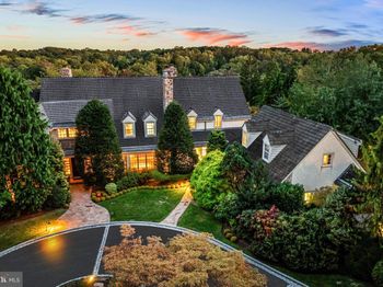 1225 Country Club Road