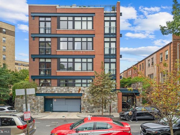 1654 Euclid Street NW 204, Washington DC 20009