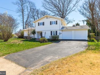 3923 Forest Grove Drive