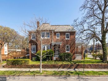 5601 1st Street NW