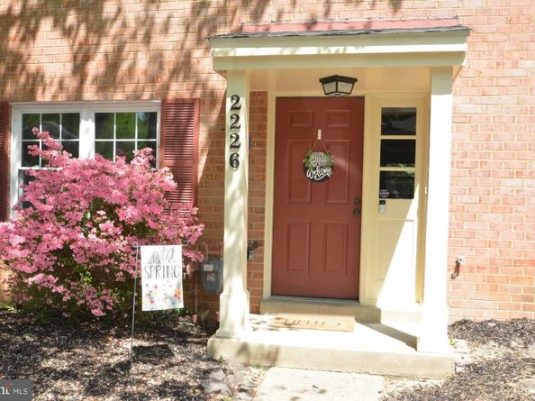 2226 Gunsmith Square, Reston VA 20191