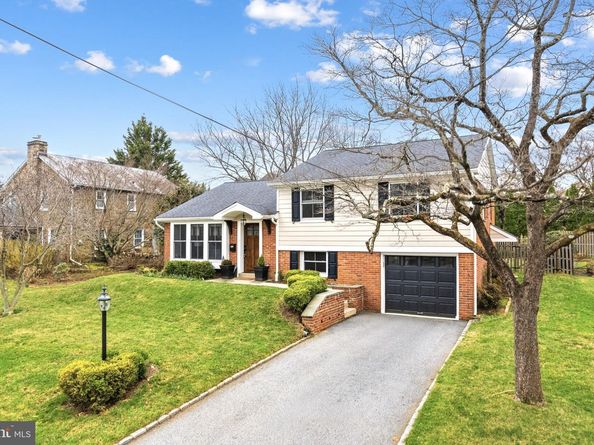 332 Overhill Road, Wayne PA 19087