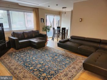 1521 S George Mason Drive