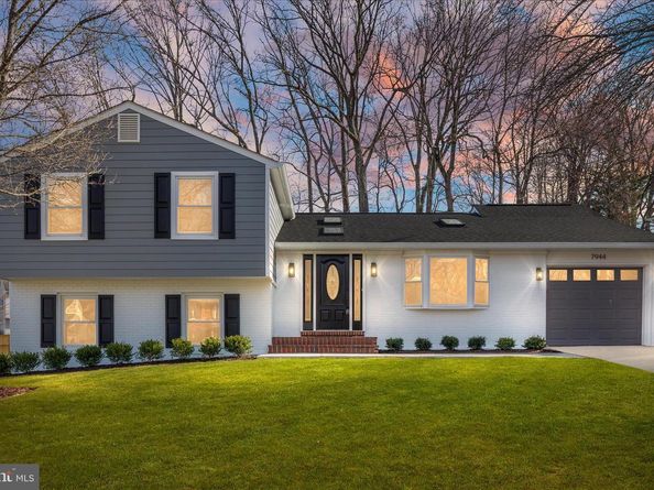 7944 Freehollow Drive, Falls Church VA 22042