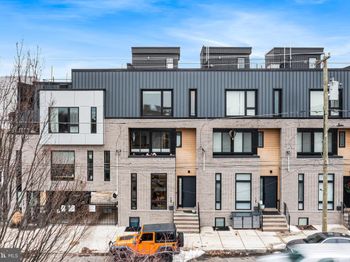 2512 E Cumberland Street