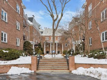 237 W Montgomery Avenue