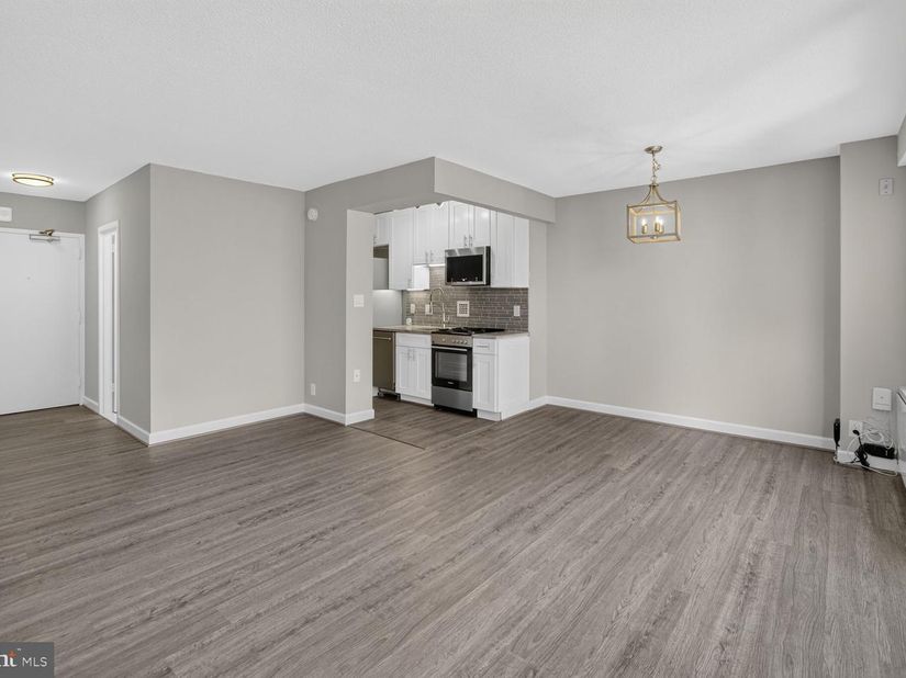5500 Friendship Boulevard 1121N, Chevy Chase MD 20815