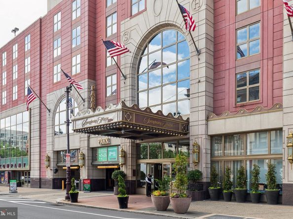400 S Broad Street 908, Philadelphia PA 19146