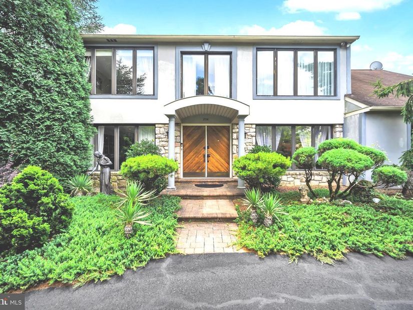 236 Hilltop Drive, Churchville PA 18966
