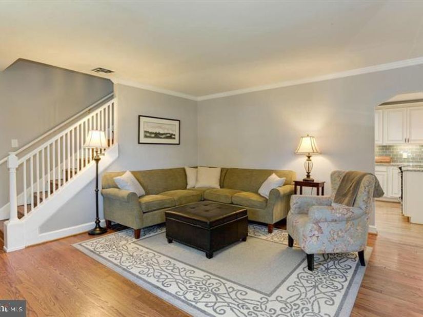 3460 Washington Drive, Falls Church VA 22041