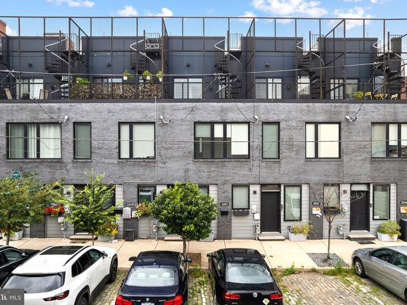 2610 Trenton Ave, Philadelphia PA 19125