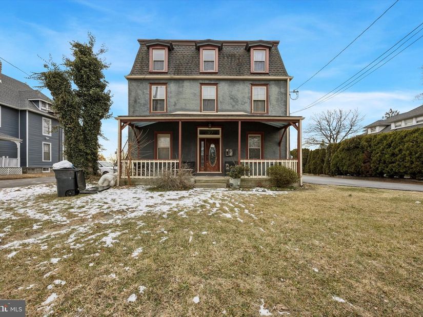 30 W Chester Pike, Ridley Park PA 19078