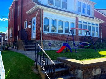 1834 Lansing Street