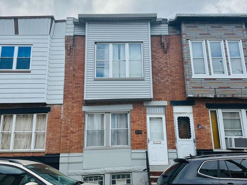 2438 S Philip Street, Philadelphia PA 19148