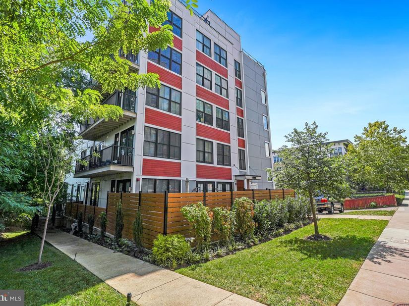 1245 N Pierce Street 8, Arlington VA 22209