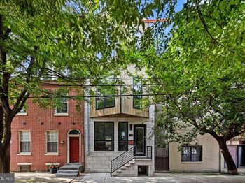 250 Monroe Street
