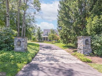 3498 Wellsford Lane